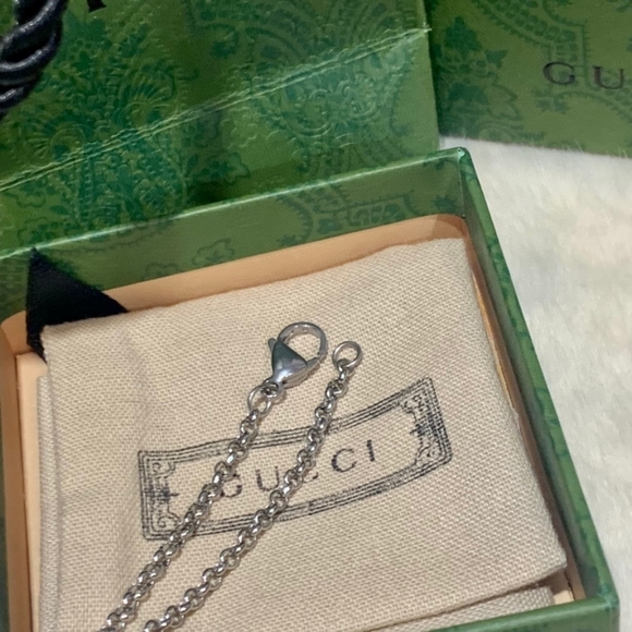 GUCCI tiger head necklace - Picture 5 of 9